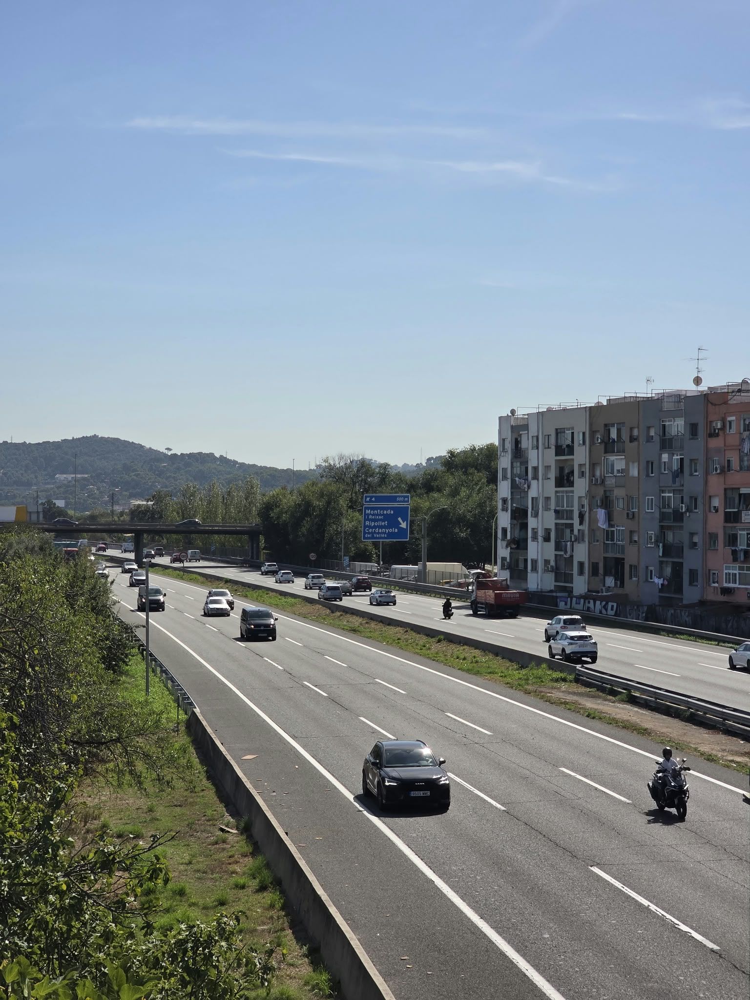 Autopista C58 al seu pas per Ripollet. FOTO Marc Mata