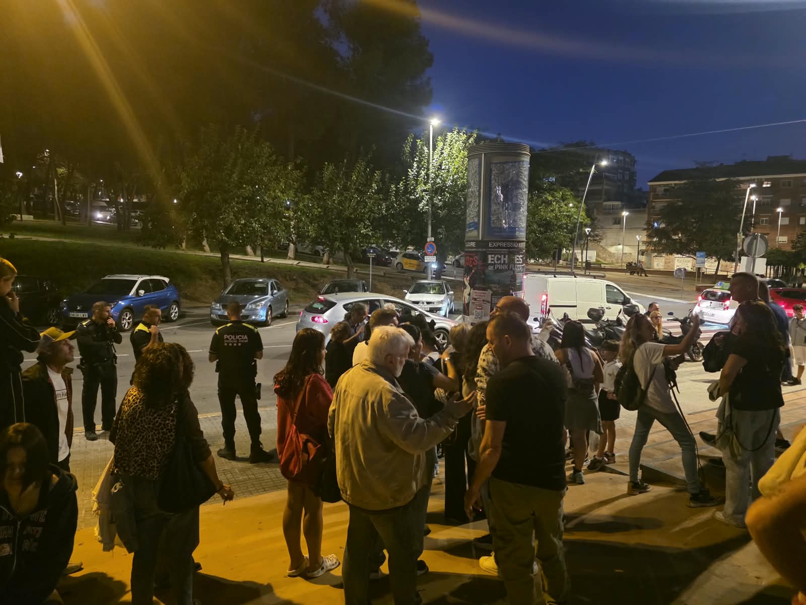 Diversos veïns es mobilitzen per reclamar més seguretat al municipi. FOTO: Marc Mata