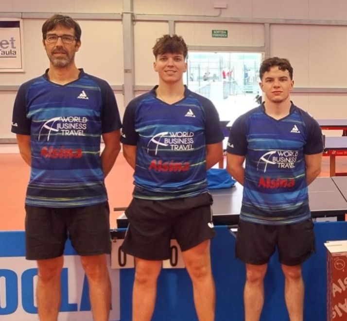 Foto d'equip amb Miquel, Alex i Pau Altar. FOTO: CTT Ripollet